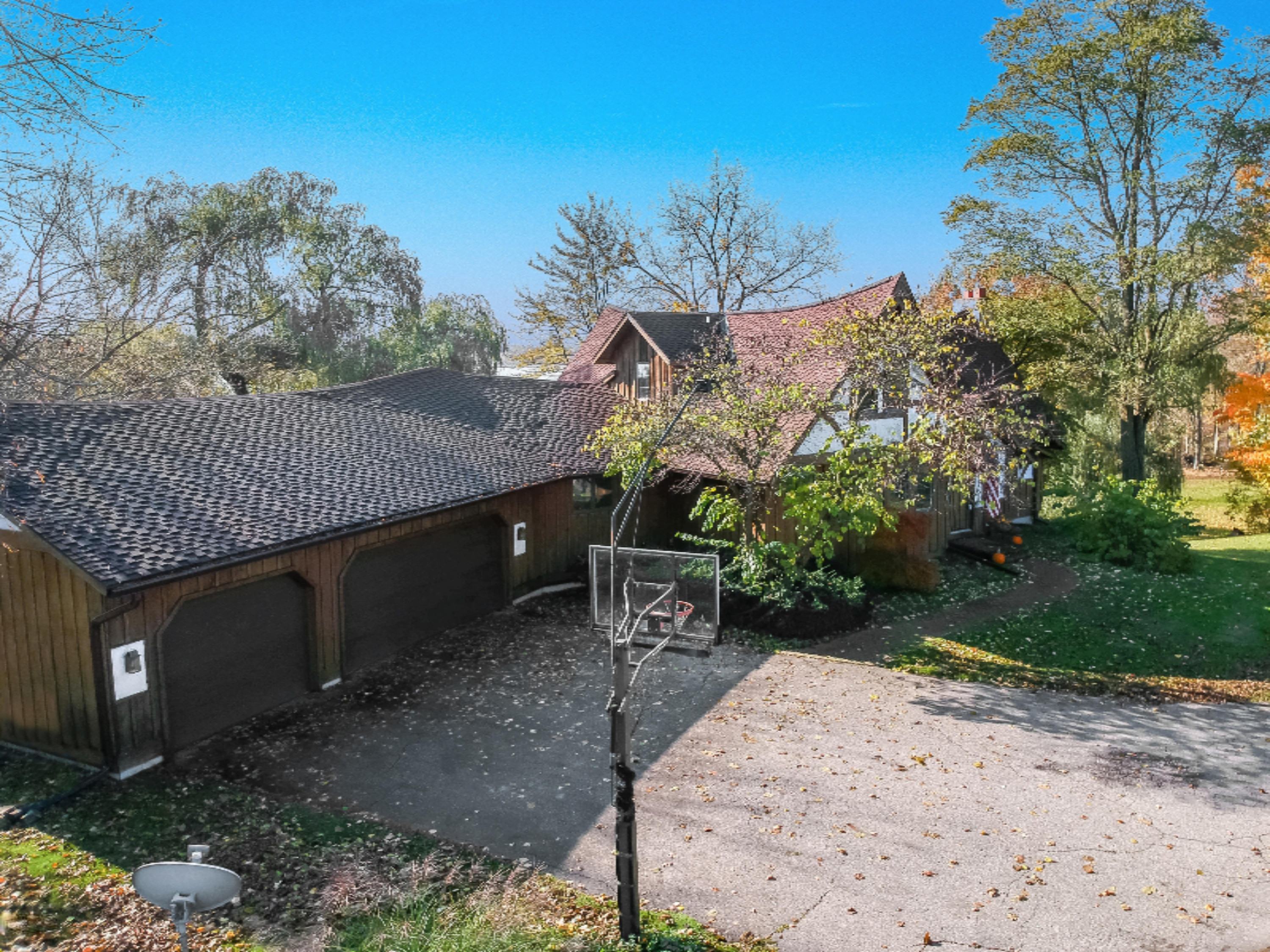 13952 Cascade Road Southeast Lowell, MI 49331 - Photo 5 of 47 DJI_0045