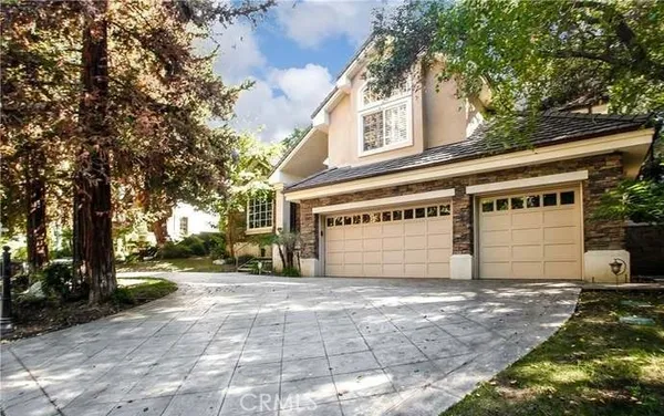 $7,500 | 3028 East Chevy Chase Drive, Glendale, CA 91206