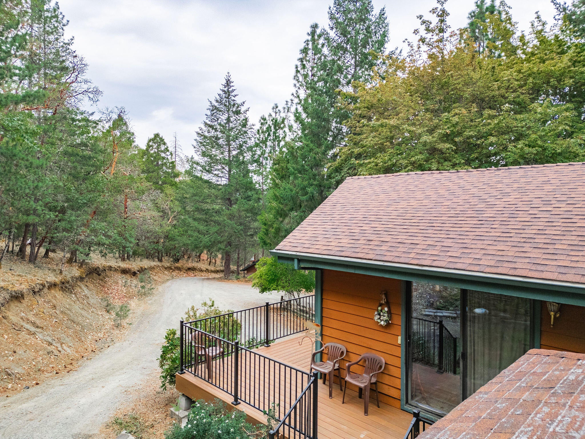 785 Keen Road Grants Pass, OR 97527 - Photo 19 of 87 HD-21