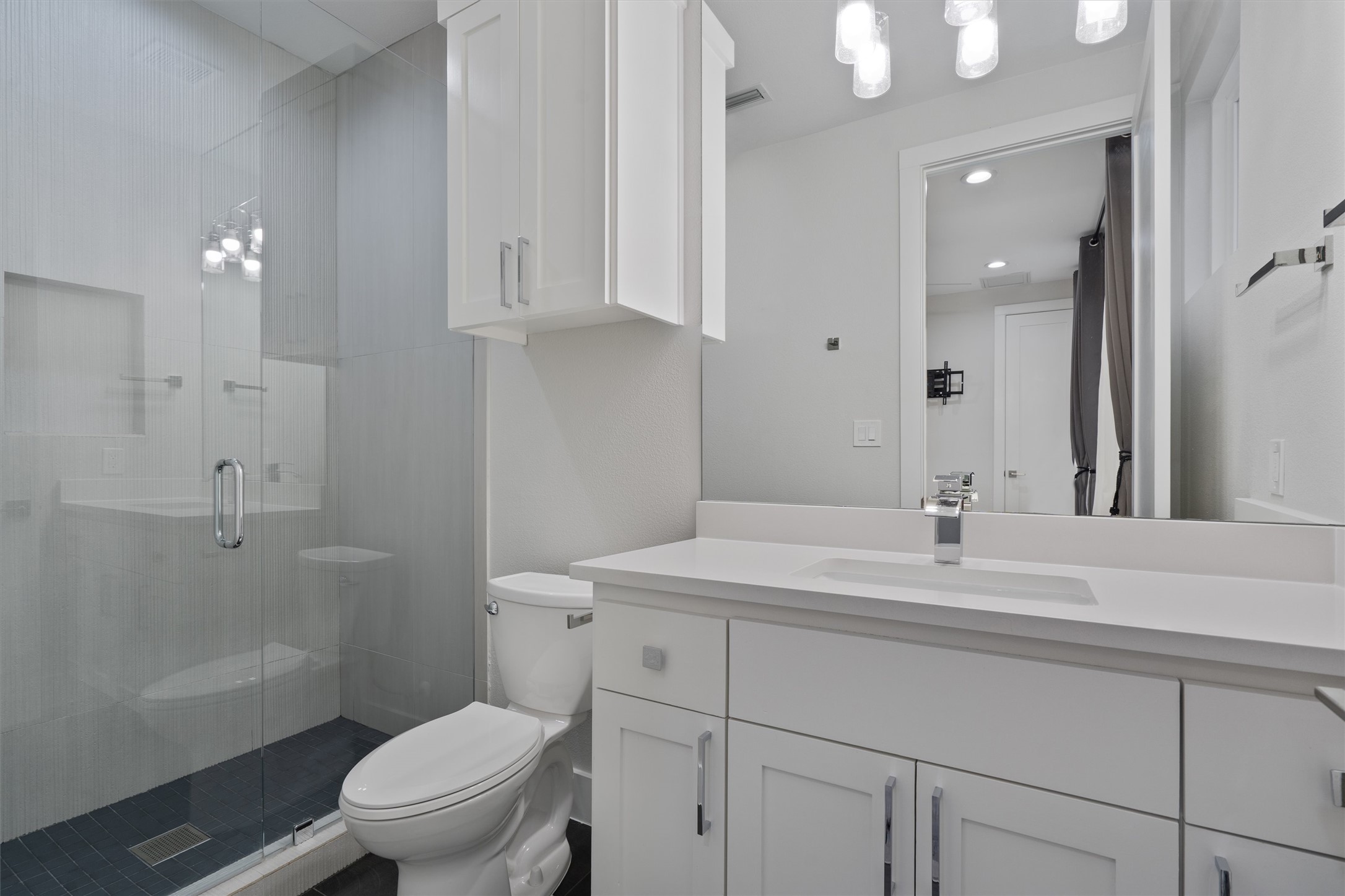 3919 East 16th Street, Unit 2 Austin, TX 78721 - Photo 16 of 22