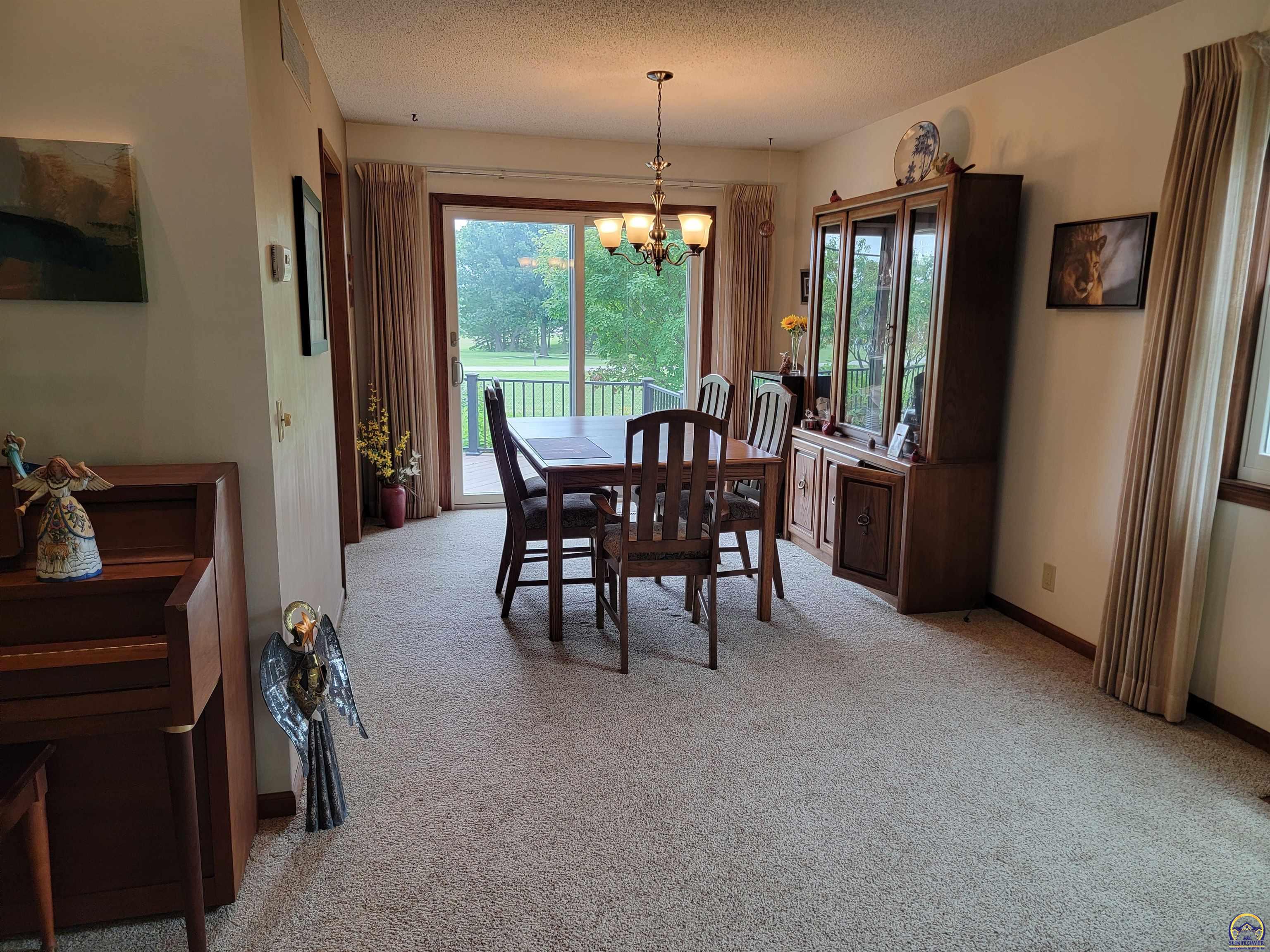 2002 Schaeffer Way Emporia, KS 66801 - Photo 10 of 28