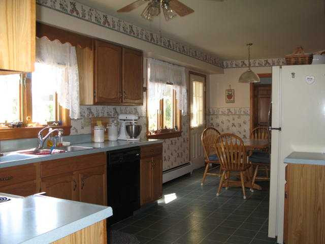 58 Colonial Road Stillwater, NY 12170 - Photo 2 of 12 Photo 2