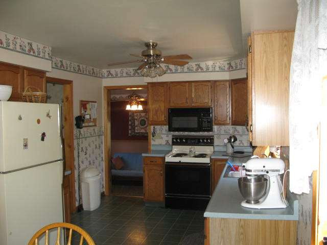 58 Colonial Road Stillwater, NY 12170 - Photo 3 of 12 Photo 3