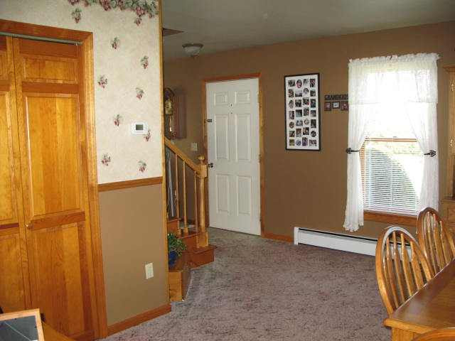 58 Colonial Road Stillwater, NY 12170 - Photo 6 of 12 Photo 6