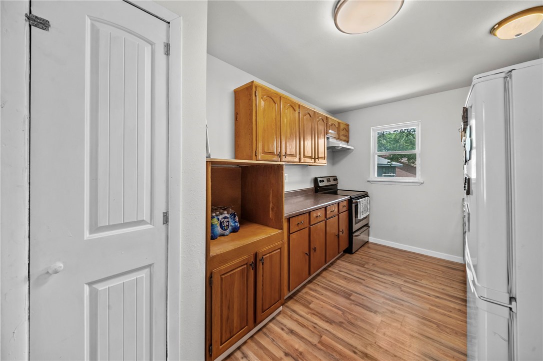900 North Davis Street Pea Ridge, AR 72751 - Photo 7 of 30 Gallery Image 7