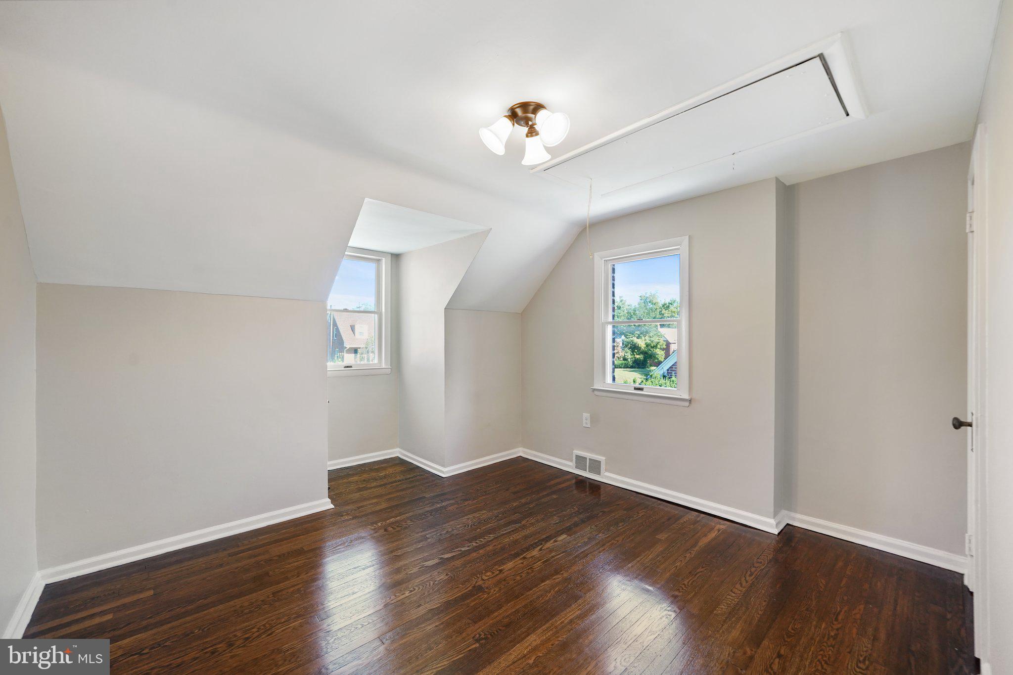 710 Braxton Road Ridley Park, PA 19078 - Photo 18 of 24 Gallery Image 18