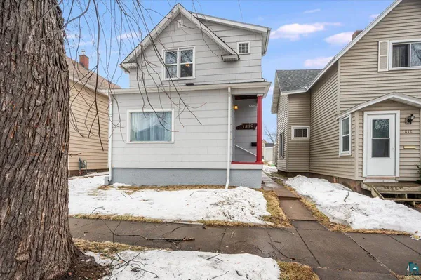 $199,999 | 1810 Lackawanna Avenue, Superior, WI 54880