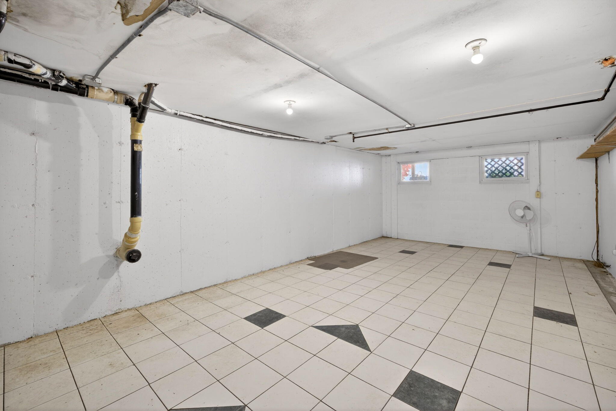 23 Nickerson Road Orleans, MA 02653 - Photo 27 of 54 a view of a room with white walls