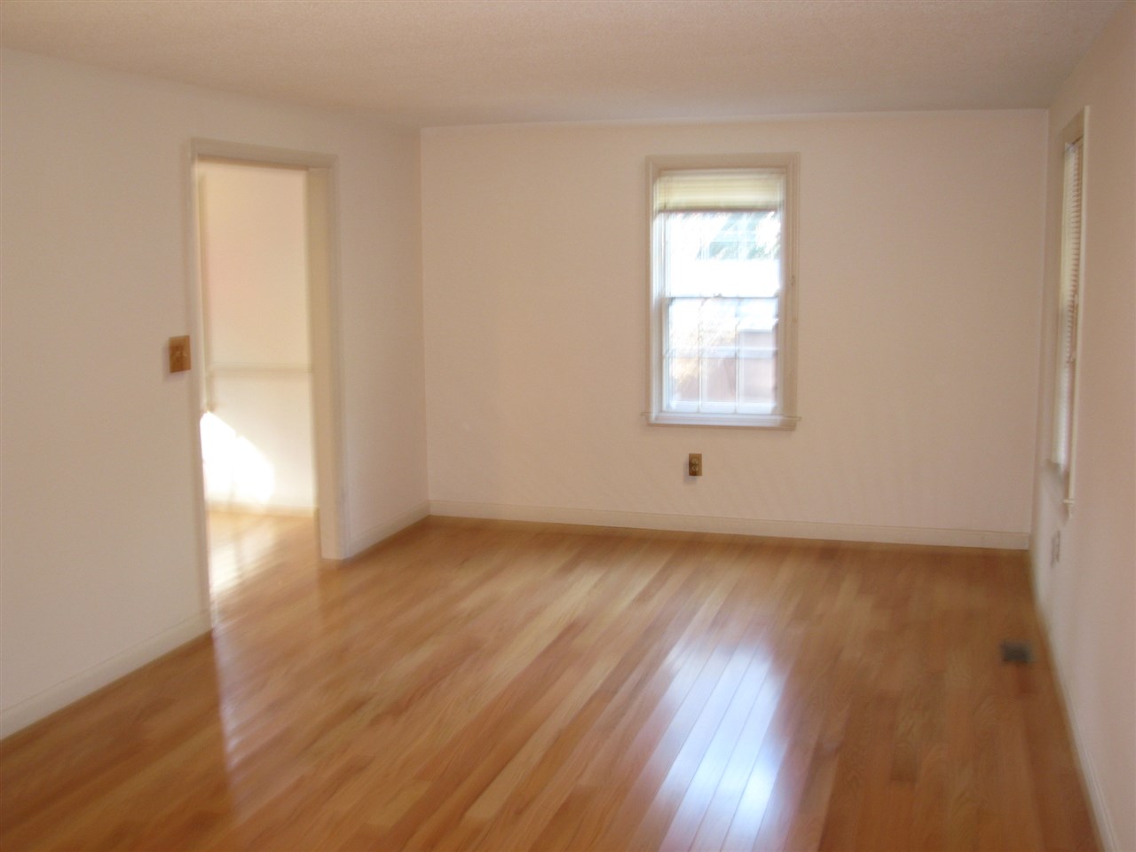 13 Corduroy Road Amherst, NH 03031 - Photo 6 of 15