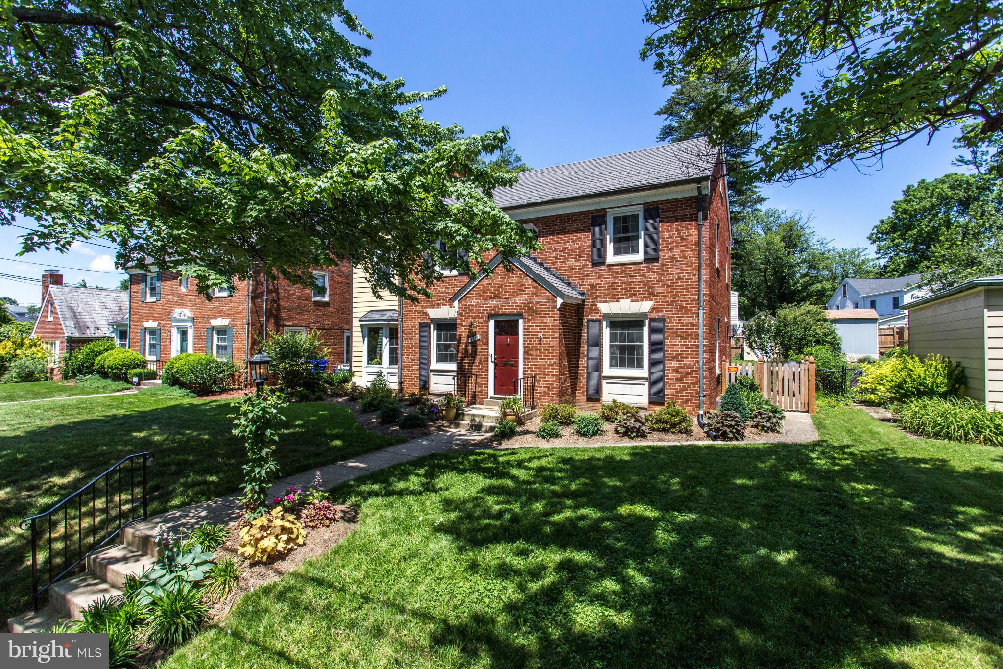 9618 Evergreen Street Silver Spring, MD 20901 - Photo 2 of 30 Exterior (Front)
