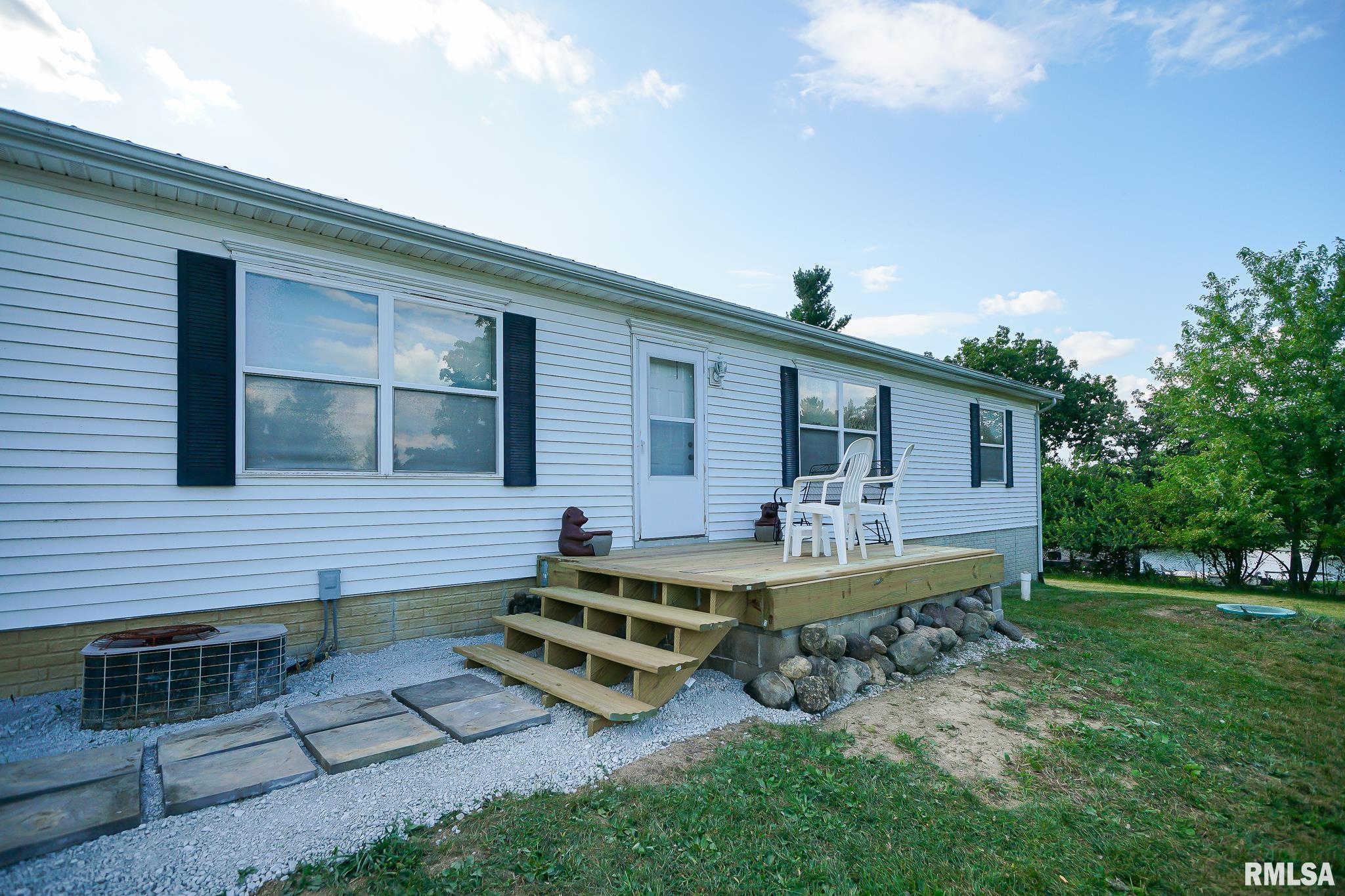 297 Macallen Lake Road Carlock, IL 61725 - Photo 3 of 45