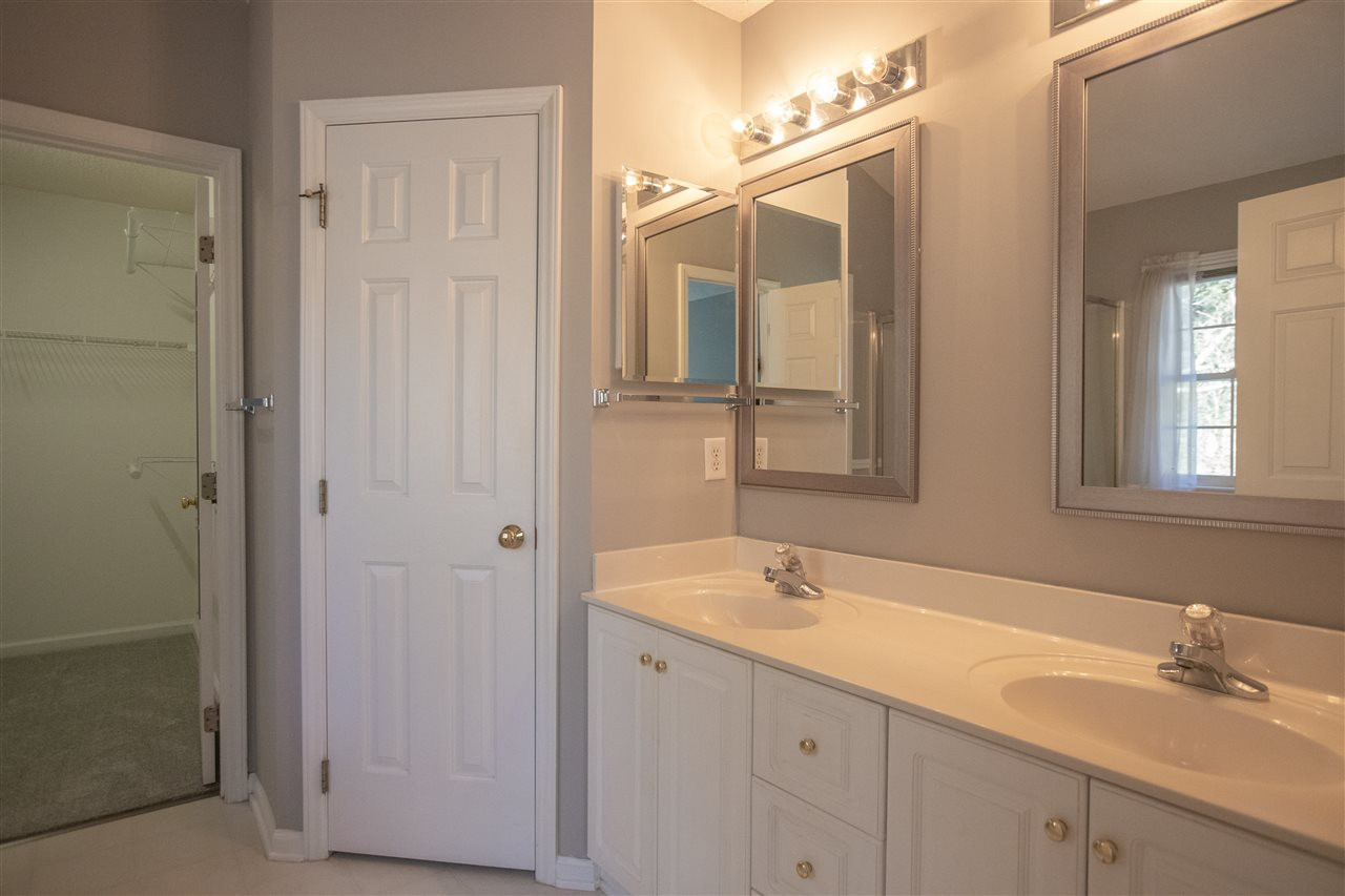 5212 Halcott Court Raleigh, NC 27613 - Photo 13 of 27 Master Bath