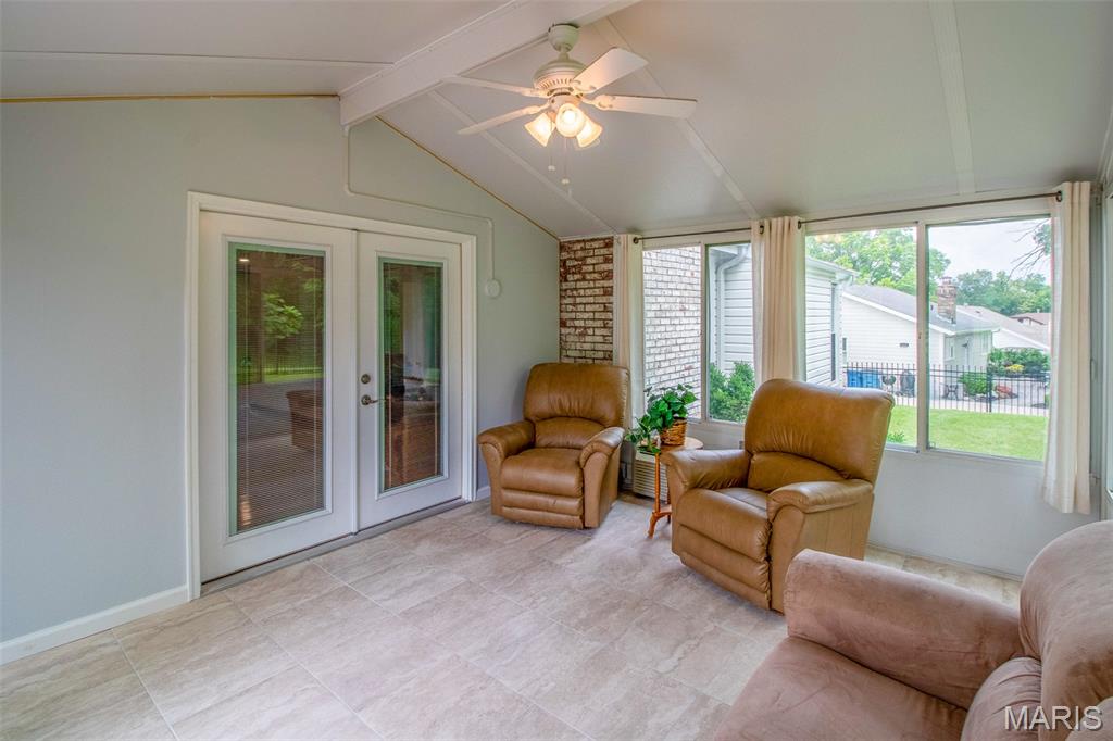 15464 Clover Ridge Drive Chesterfield, MO 63017 - Photo 13 of 53 Gallery Image 13