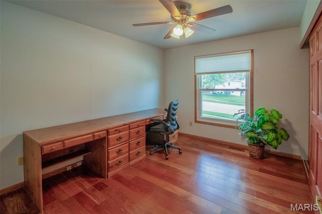 15464 Clover Ridge Drive Chesterfield, MO 63017 - Photo 28 of 53 Gallery Image 28