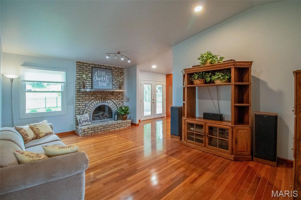 15464 Clover Ridge Drive Chesterfield, MO 63017 - Photo 34 of 53 Gallery Image 34