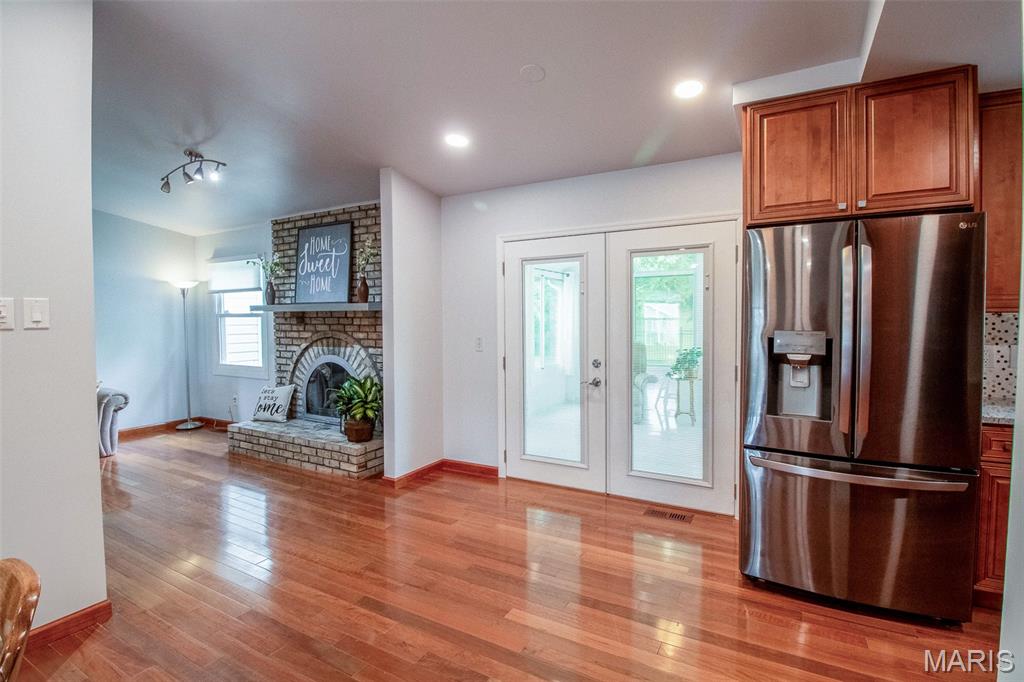 15464 Clover Ridge Drive Chesterfield, MO 63017 - Photo 8 of 53 Gallery Image 8
