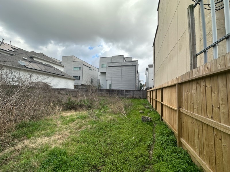 2308 Bevis Street Houston, TX 77008 - Photo 3 of 6