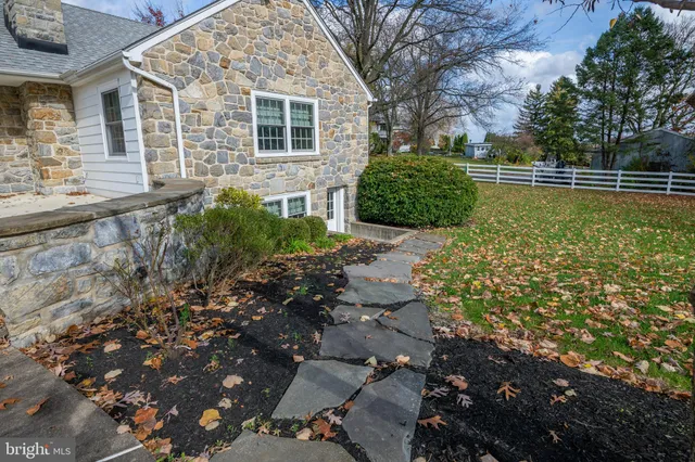 $4,500 | 558 Brownsville Road, Sinking Spring, PA 19608