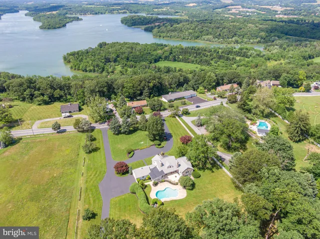 $4,500 | 558 Brownsville Road, Sinking Spring, PA 19608