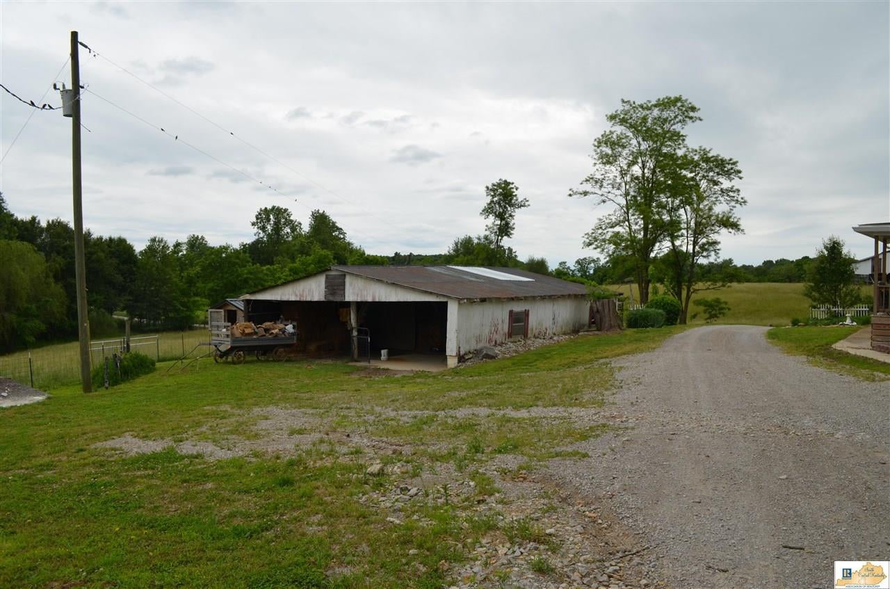 3940 Lyon School Road Glasgow, KY 42141 - Photo 18 of 52 Gallery Image 18
