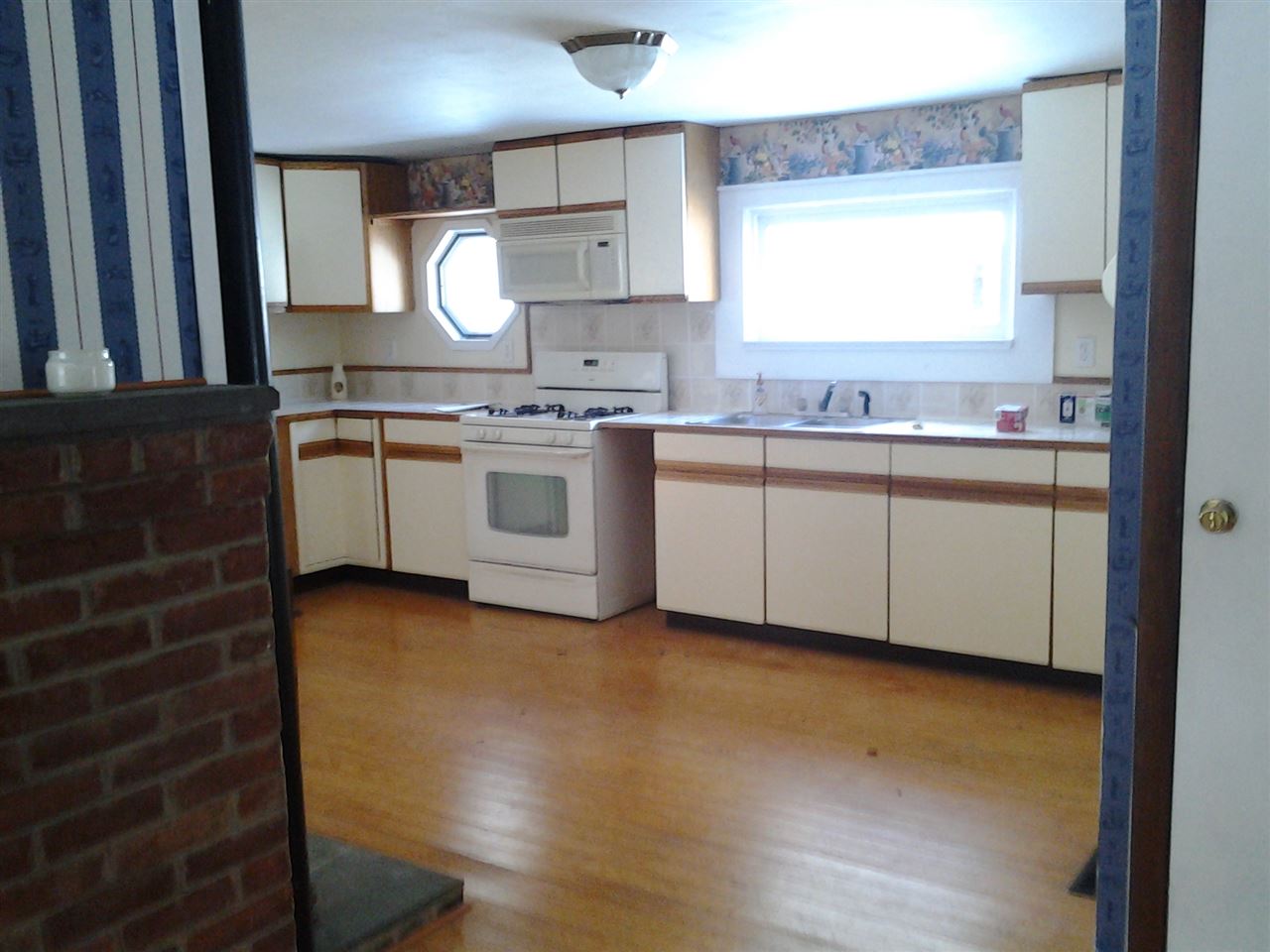2320 Popple Dungeon Road Chester, VT 05143 - Photo 11 of 18