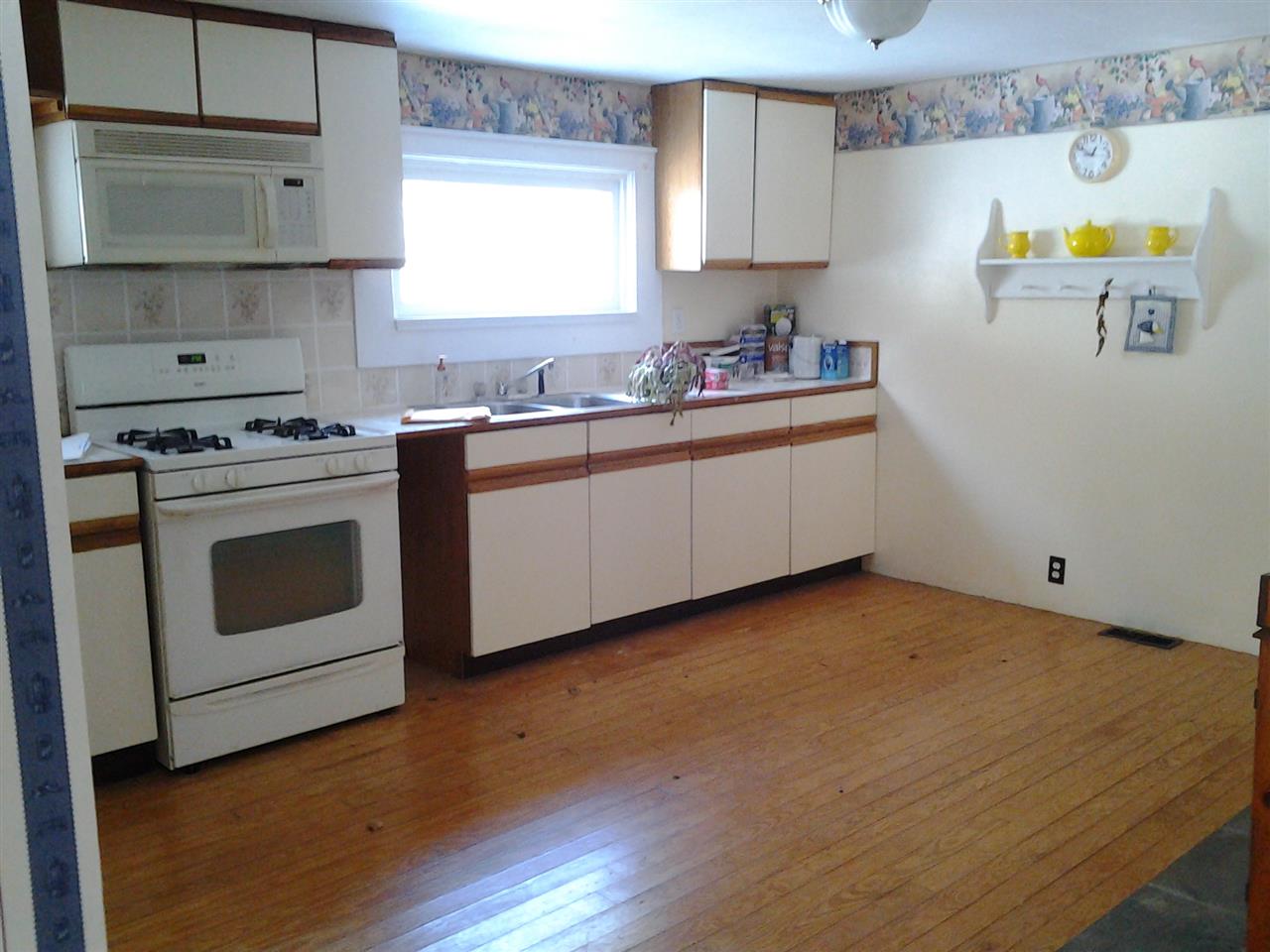 2320 Popple Dungeon Road Chester, VT 05143 - Photo 12 of 18