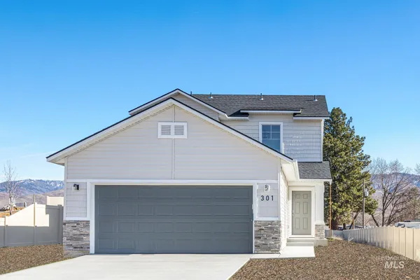 $346,990 | 301 White Tail Avenue, Horseshoe Bend, ID 83629