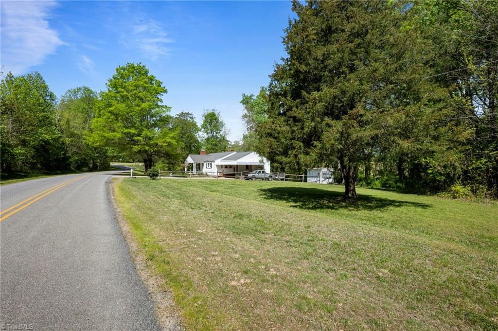 439 Wheeler Road Reidsville, NC 27320 - Photo 4 of 50 Gallery Image 4