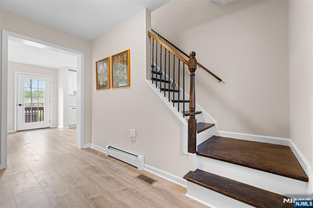 128 Big Piece Road Fairfield, NJ 07004 - Photo 3 of 23