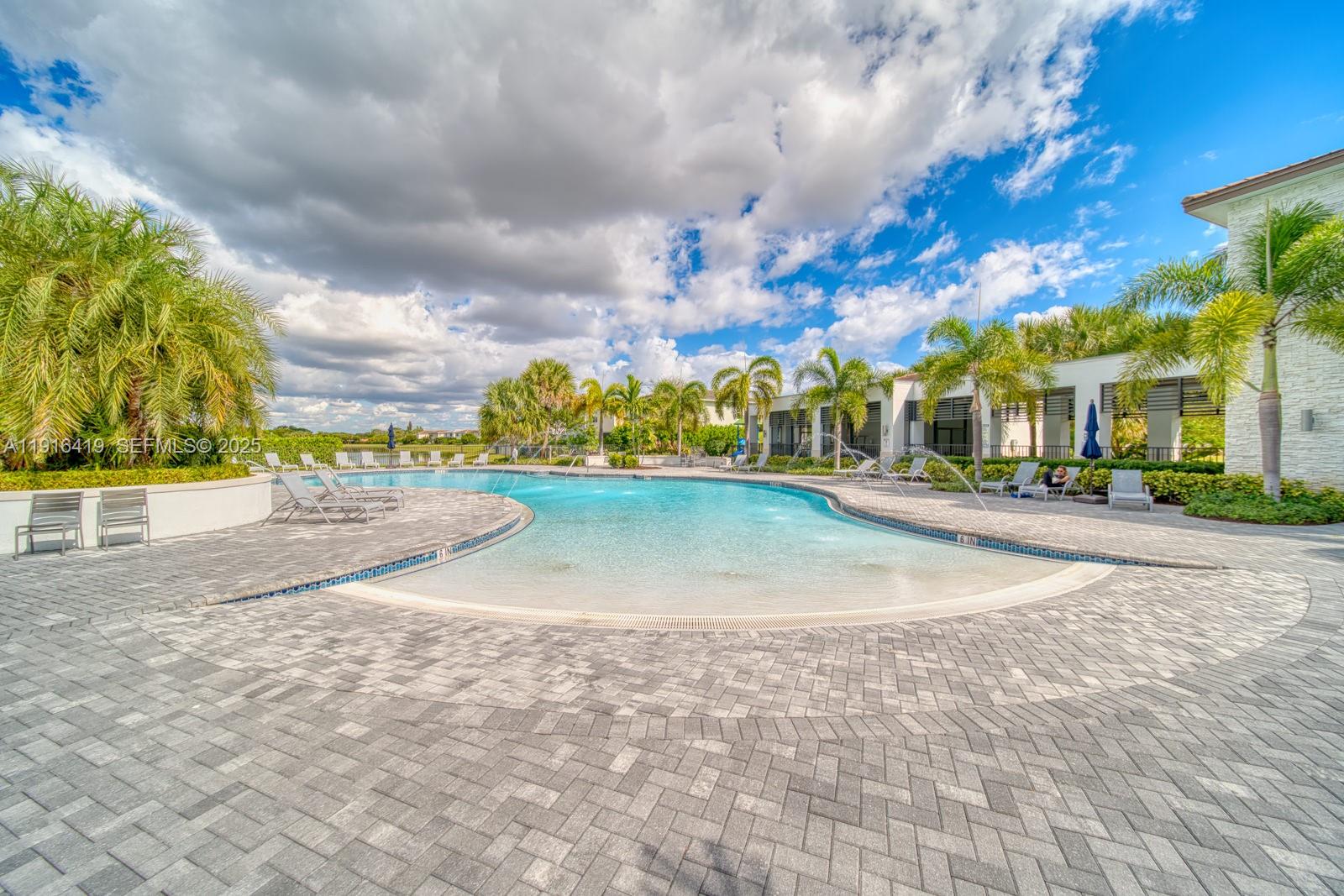 4147 Rosa Drive Deerfield Beach, FL 33064 - Photo 38 of 40 a view of outdoor space with city view
