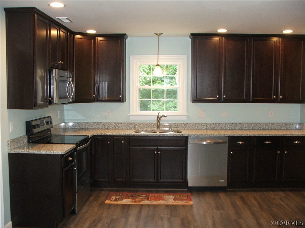 7201 Topsham Road Henrico, VA 23228 - Photo 2 of 43 Gallery Image 2