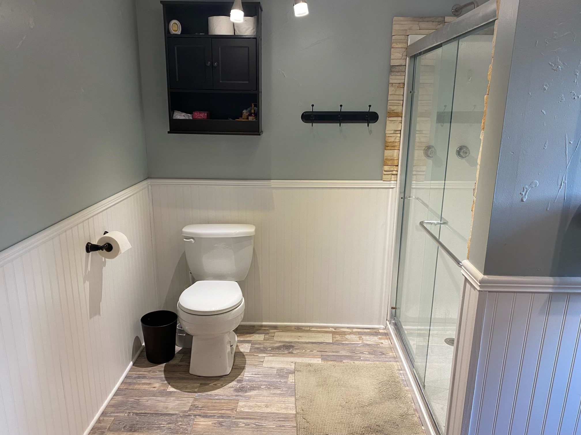 27125 Riley Road Waller, TX 77484 - Photo 16 of 25 Primary Bathroom with separate shower