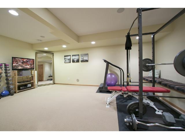 9088 Briarglen Road Eden Prairie, MN 55347 - Photo 14 of 18
