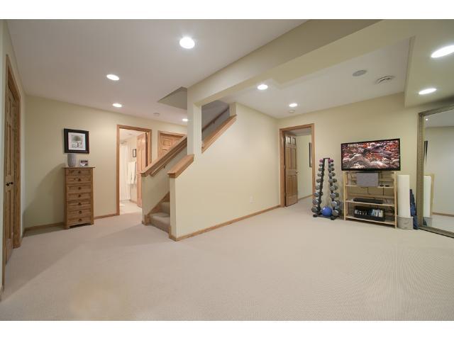 9088 Briarglen Road Eden Prairie, MN 55347 - Photo 16 of 18