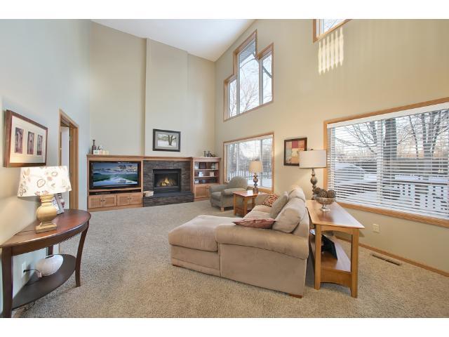 9088 Briarglen Road Eden Prairie, MN 55347 - Photo 4 of 18