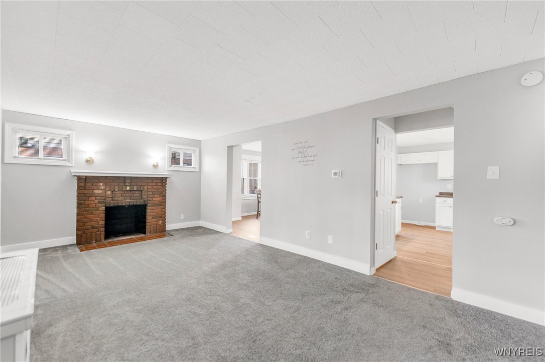 159 68th Street Niagara Falls, NY 14304 - Photo 25 of 44 Livingroom