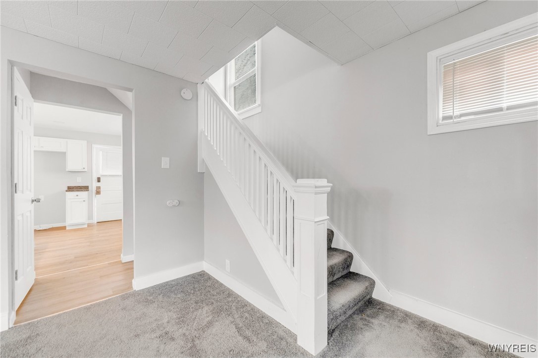 159 68th Street Niagara Falls, NY 14304 - Photo 29 of 44 Entryway