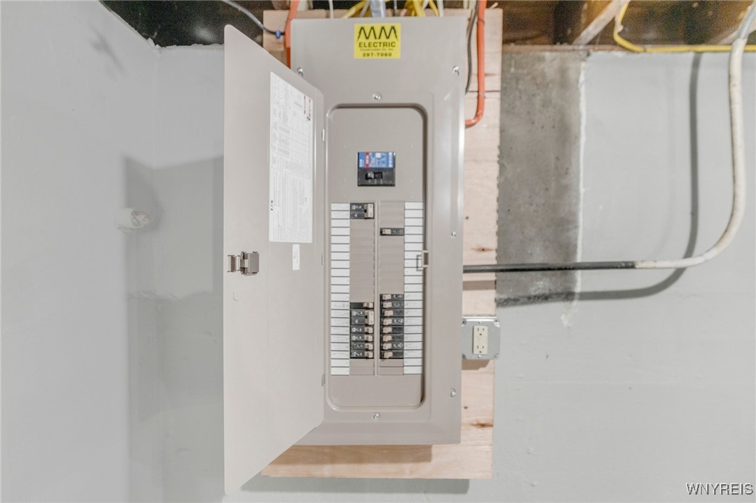 159 68th Street Niagara Falls, NY 14304 - Photo 41 of 44