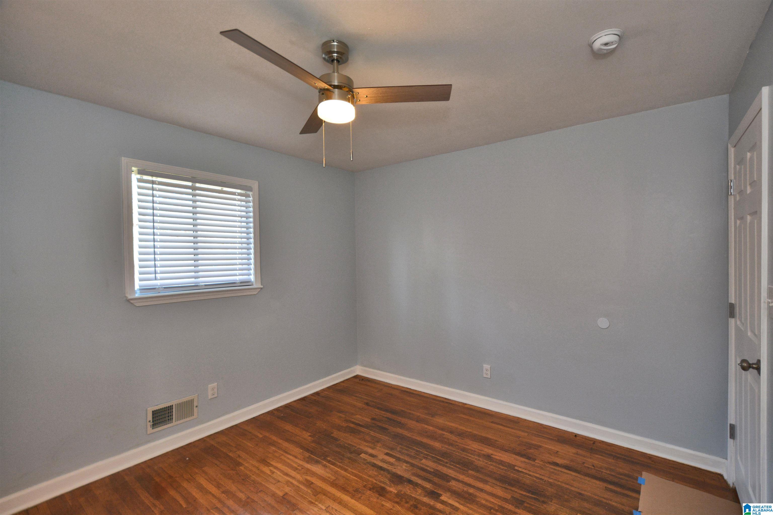 325 16th Avenue Southwest Birmingham, AL 35211 - Photo 30 of 34