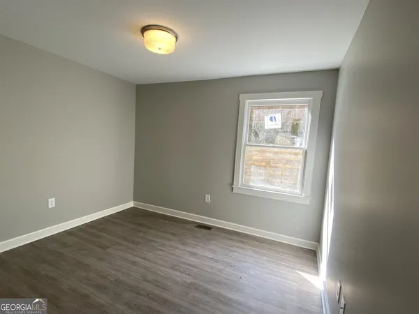 $1,300 | 95 North Jackson Street, Unit 1, Hartwell, GA 30643