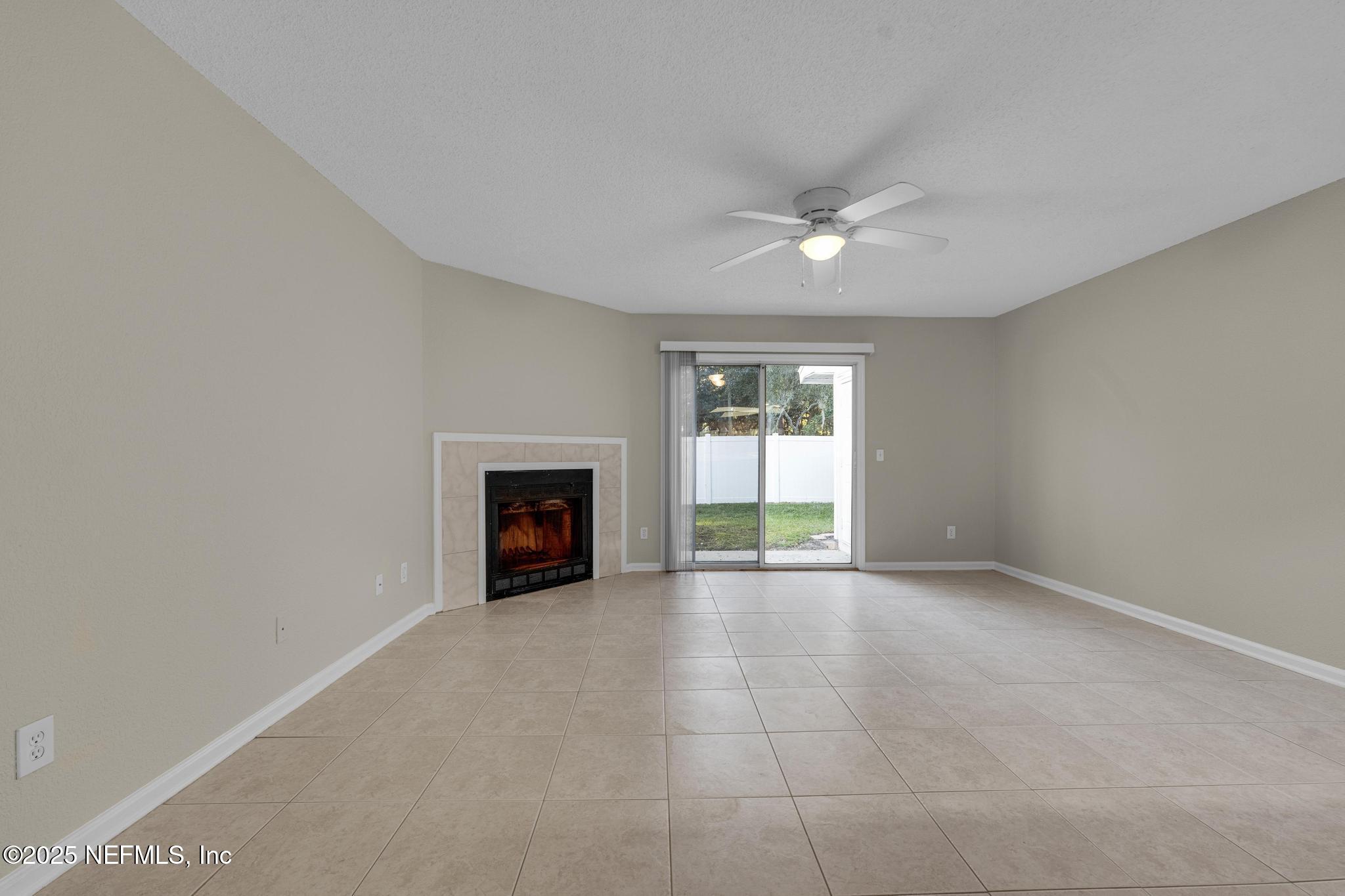791 Assisi Lane, Unit 1104 Jacksonville, FL 32233 - Photo 14 of 37 Living Area
