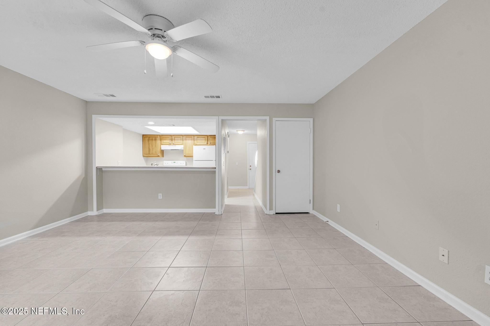 791 Assisi Lane, Unit 1104 Jacksonville, FL 32233 - Photo 19 of 37 Living Area