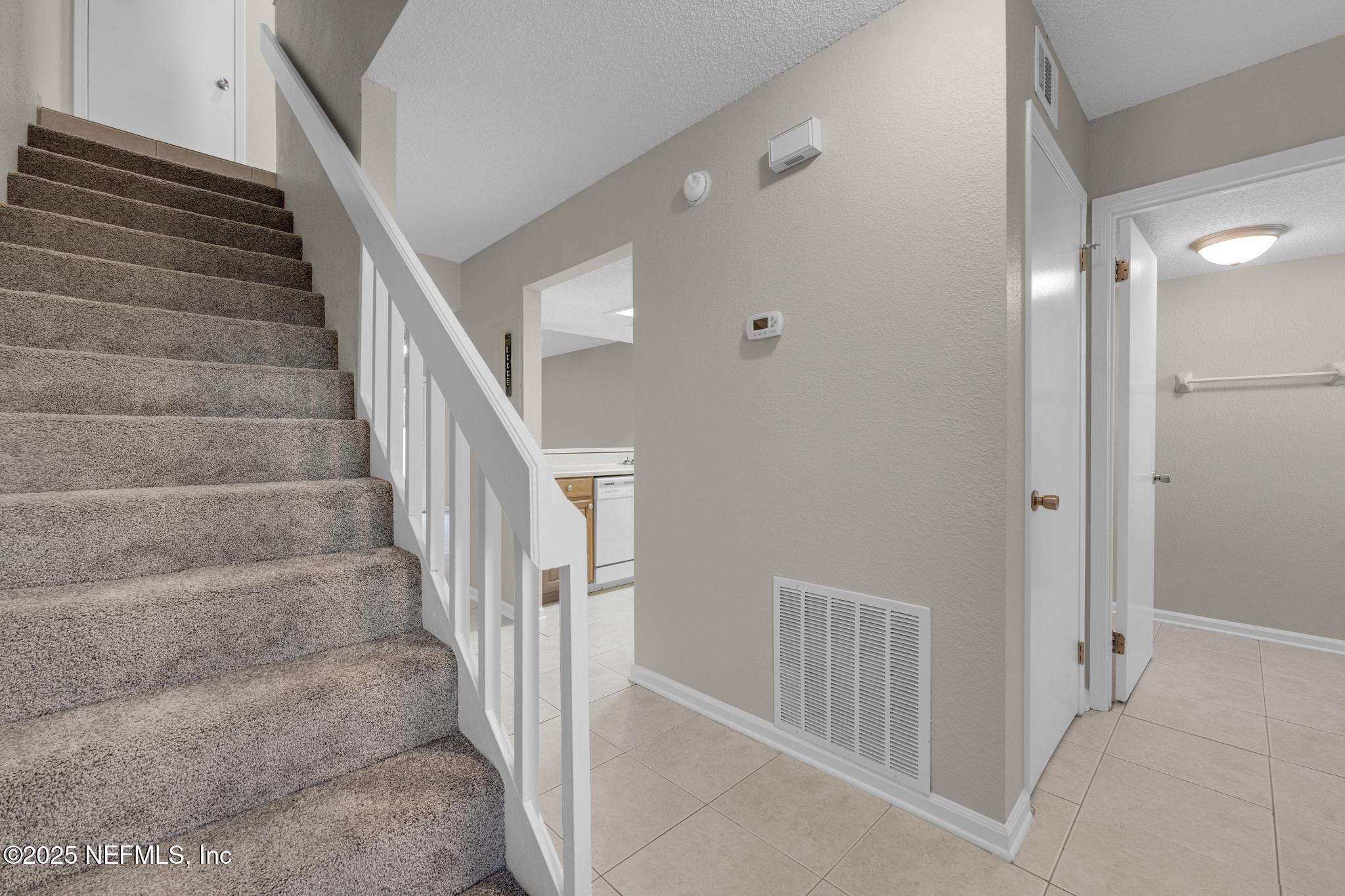 791 Assisi Lane, Unit 1104 Jacksonville, FL 32233 - Photo 21 of 37 Stairs