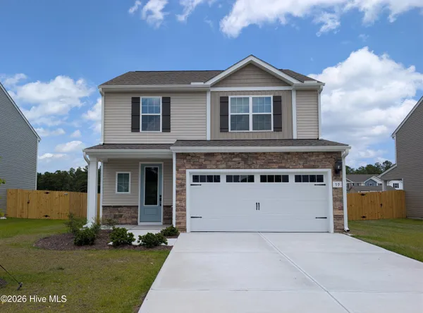 $374,900 | 59 Umbrella Palm Drive, Hampstead, NC 28443