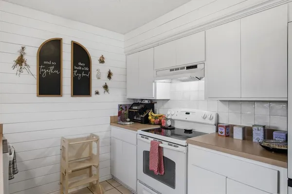 $229,900 | 1035 Houston Street, Wills Point, TX 75169