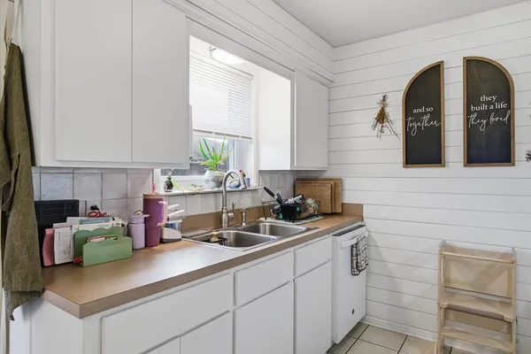 $229,900 | 1035 Houston Street, Wills Point, TX 75169