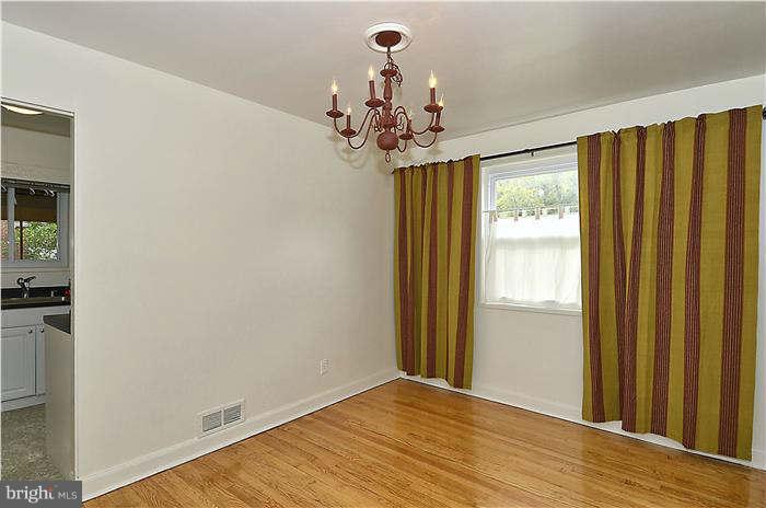 10009 Greeley Avenue Silver Spring, MD 20902 - Photo 12 of 26 Dining Room