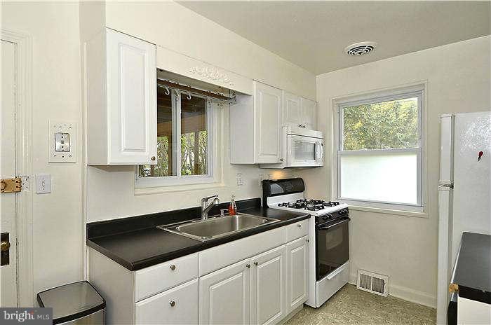 10009 Greeley Avenue Silver Spring, MD 20902 - Photo 14 of 26 Kitchen