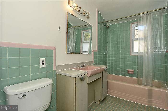 10009 Greeley Avenue Silver Spring, MD 20902 - Photo 20 of 26 Bath
