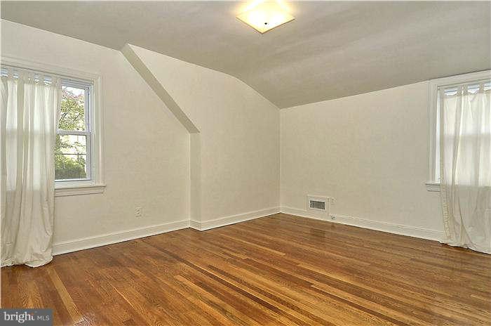10009 Greeley Avenue Silver Spring, MD 20902 - Photo 22 of 26 Bedroom
